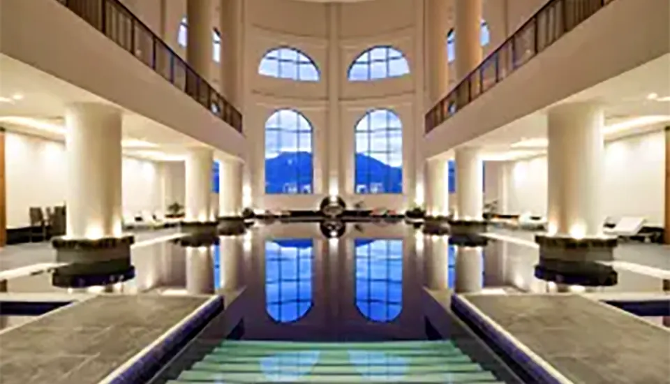 هتل رکسوس کراسنایا پولیانا سوچی